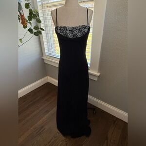 Vintage 90's Darya New York Evening Gown Embellished‎ Beaded Bust Size 6